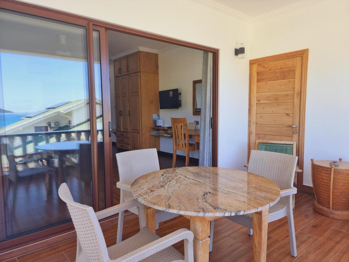 Drake Seaside Studio Apartments Bel Ombre Bagian luar foto