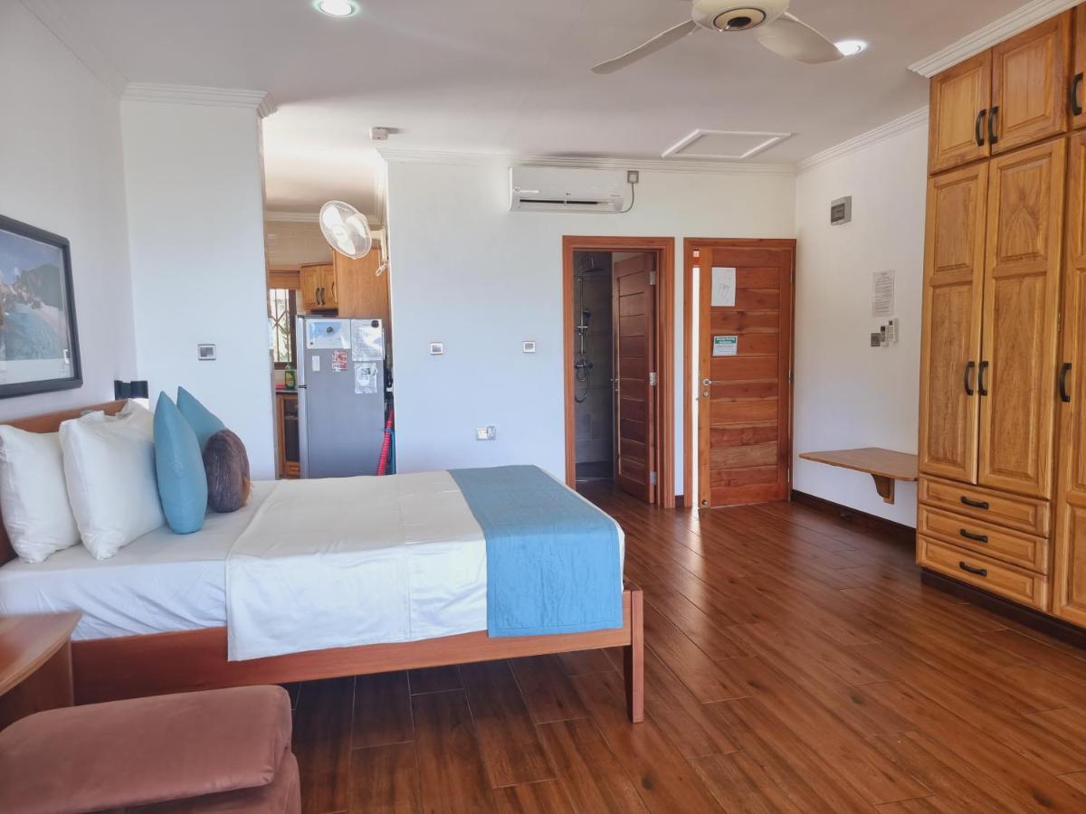 Drake Seaside Studio Apartments Bel Ombre Bagian luar foto