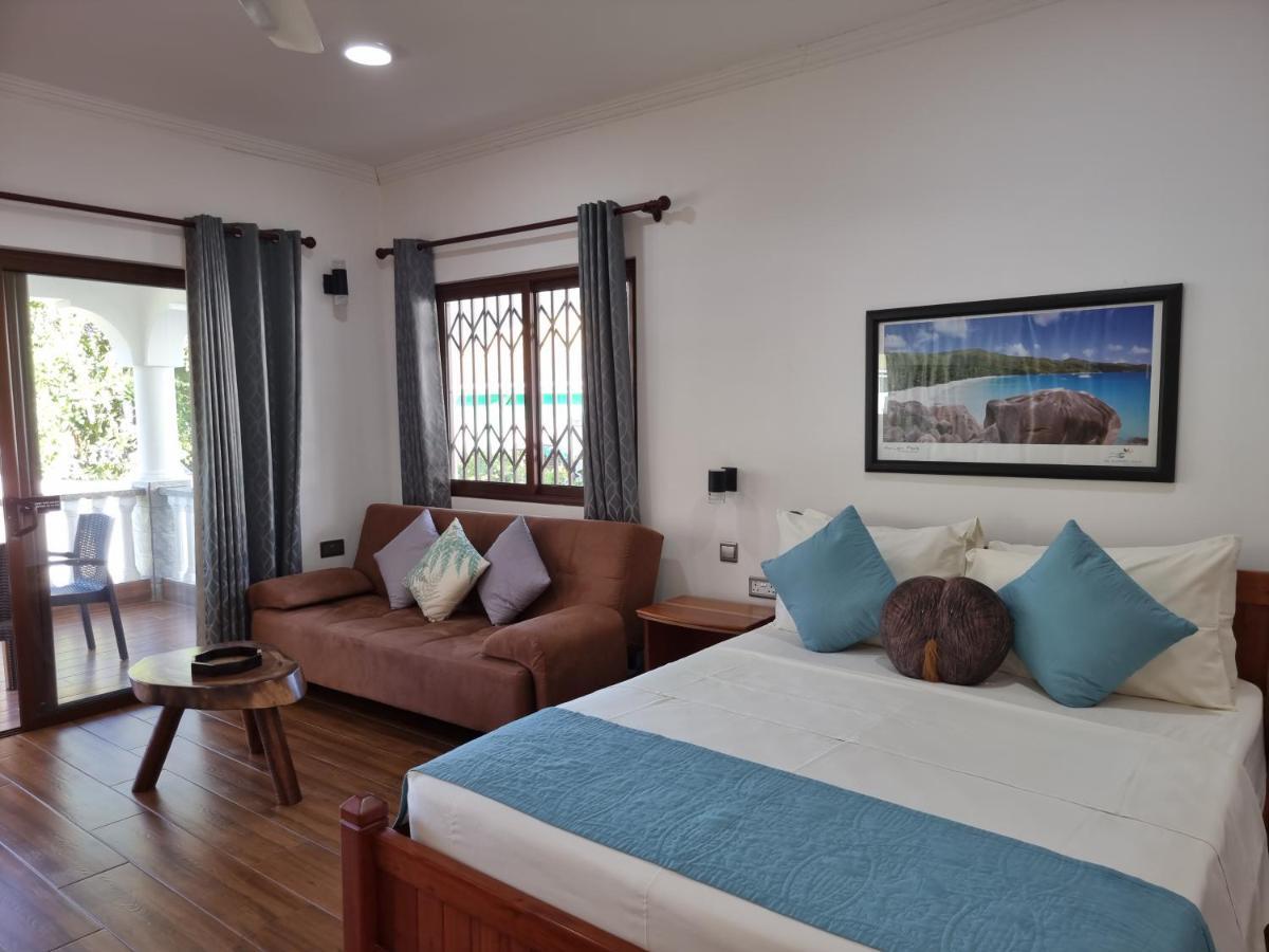 Drake Seaside Studio Apartments Bel Ombre Bagian luar foto