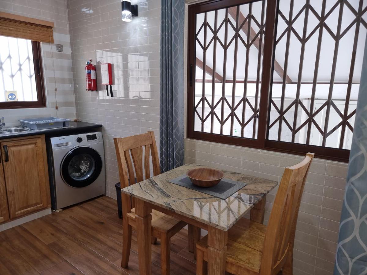 Drake Seaside Studio Apartments Bel Ombre Bagian luar foto