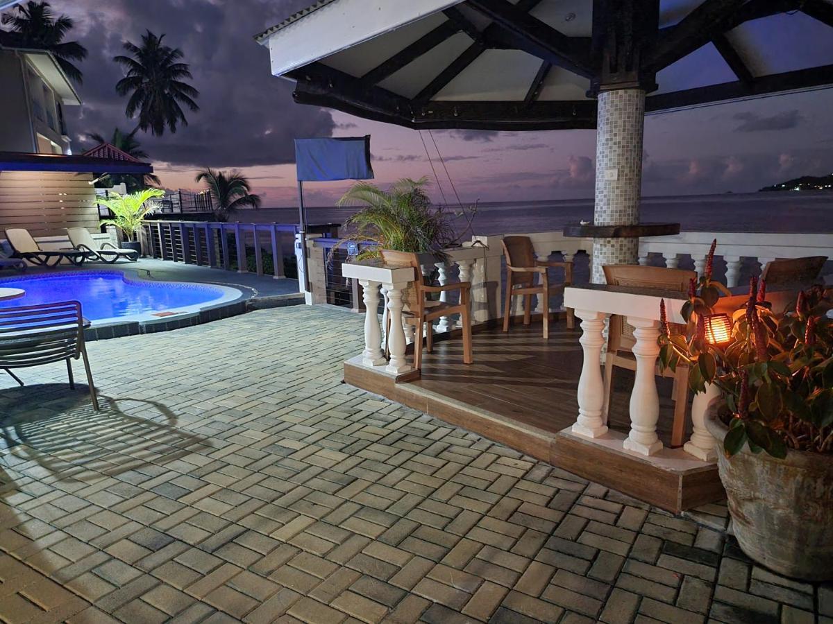 Drake Seaside Studio Apartments Bel Ombre Bagian luar foto